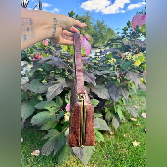 50s Vintage Brown Lizard Skin Purse - Picture 3 of 11